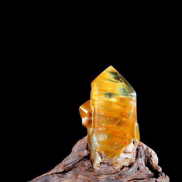 Amber Crystal Sentinel 1