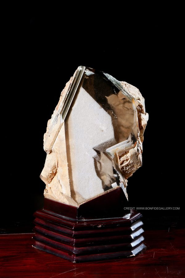 Crystal Cliff Essence 1