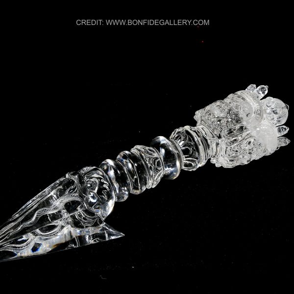 Ethereal Crystal Dagger 1