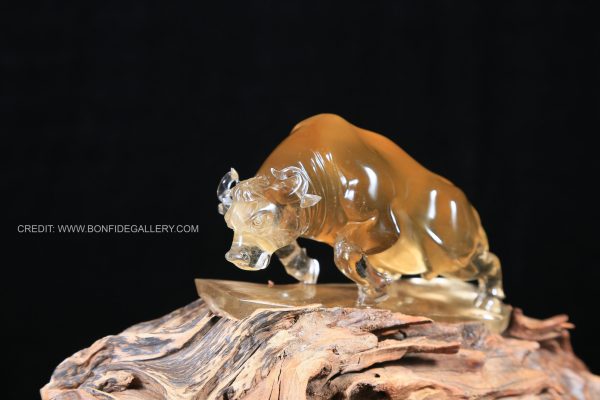 Luminous Bull Essence 4