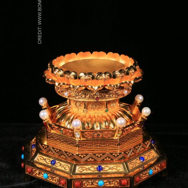 Regal Opulent Crown 1